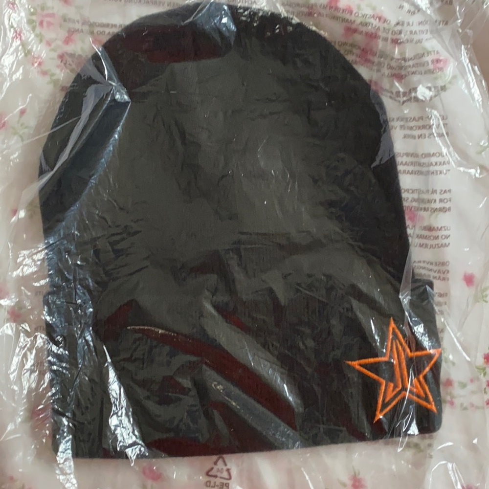Jeffree star beanie